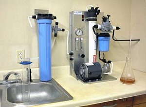 Global and Chinese Laboratory Water Purifier Industry, 2018 Market Research Report