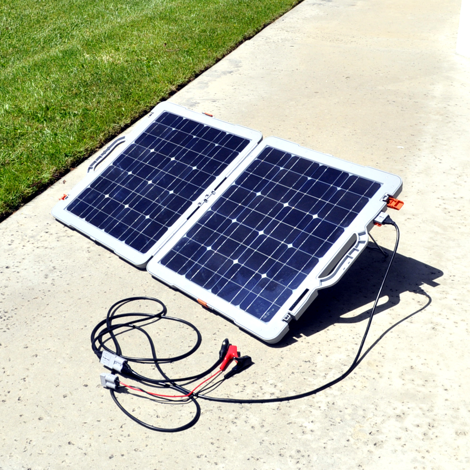 Global Solar Battery Charger Market Professional Survey Report 2017 -Planet Market Reports