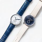 de Jong Watches: Enamel dial with a Swiss movement De Jong Edition 1, a modern take on a classic design, a Swiss automatic movement, enamel dial and other refined materials are used
